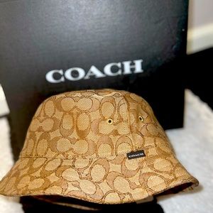 Coach bucket hat (women)
